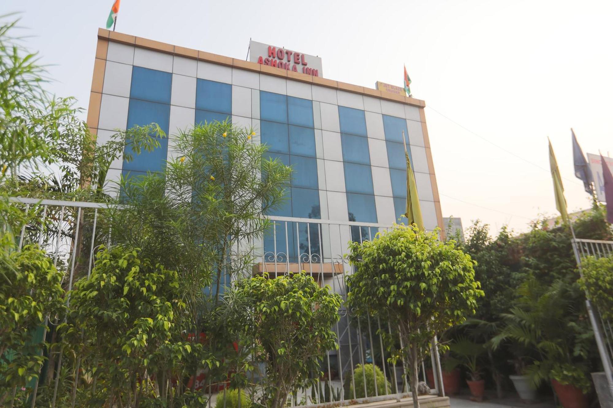 Hotel O Ashoka Inn Hotel Near Botanical Garden 诺伊达 外观 照片