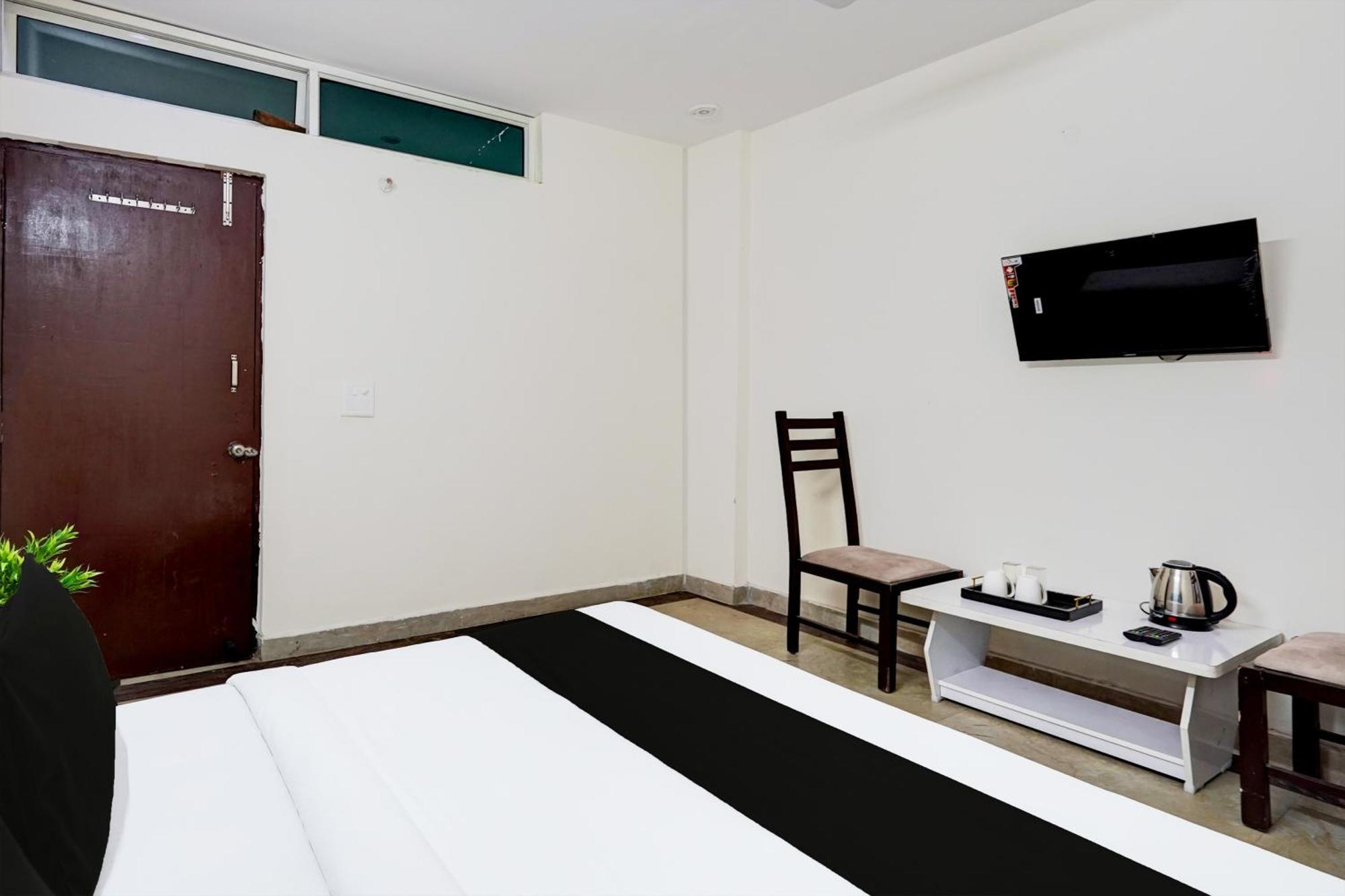 Hotel O Ashoka Inn Hotel Near Botanical Garden 诺伊达 外观 照片